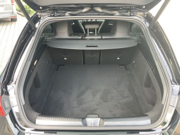 Mercedes-Benz CLA 200d Shooting Brake (foto 11)