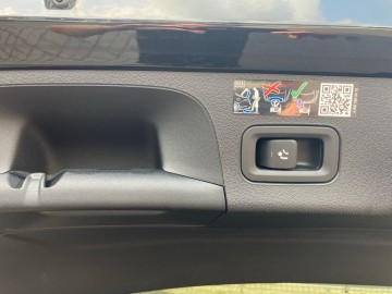 Mercedes-Benz CLA 200d Shooting Brake (foto 27)