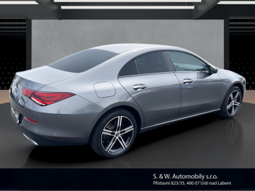 Mercedes-Benz CLA 250 e (foto 4)