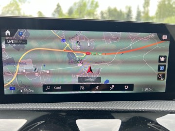 Mercedes-Benz CLA 250 e (foto 19)