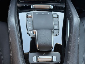 Mercedes-Benz GLE 450d 4MATIC (foto 29)