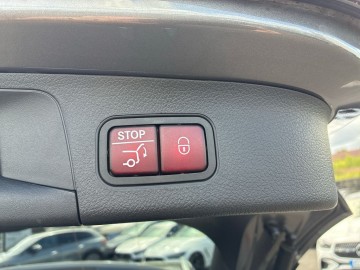 Mercedes-Benz GLA 200 d (foto 27)