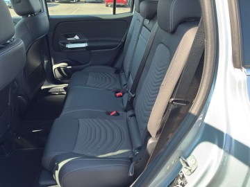 Mercedes-Benz GLB 180 d (foto 13)