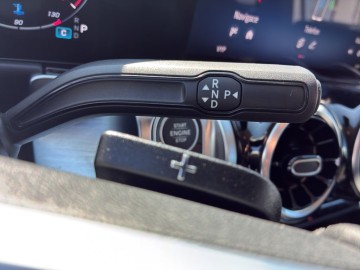 Mercedes-Benz GLB 180 d (foto 19)