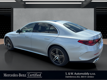 Mercedes-Benz E 220 d 4MATIC (foto 6)