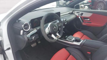 Mercedes-Benz A 35 AMG 4MATIC (foto 8)