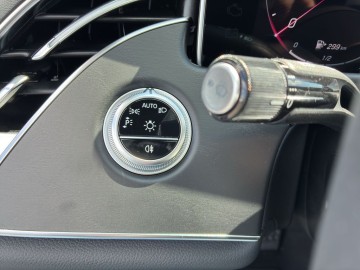 Mercedes-Benz E 220 d 4MATIC (foto 20)