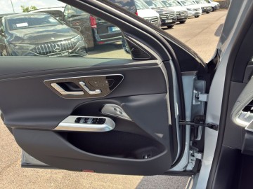 Mercedes-Benz E 220 d 4MATIC (foto 21)