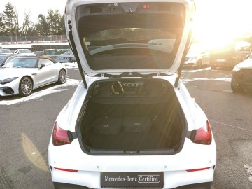 Mercedes-Benz CLA 250 e Shooting Brake (foto 8)