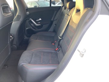 Mercedes-Benz CLA 250 e Shooting Brake (foto 21)