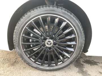 Mercedes-Benz CLA 250 e Shooting Brake (foto 25)