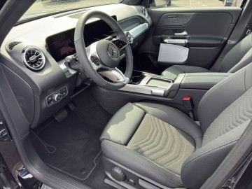 Mercedes-Benz EQB 250+ (foto 14)