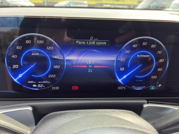 Mercedes-Benz EQB 250+ (foto 16)