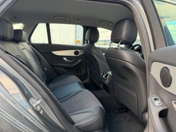Mercedes-Benz C 300 d 4MATIC T (foto 10)