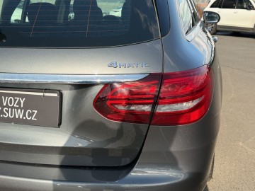 Mercedes-Benz C 300 d 4MATIC T (foto 12)