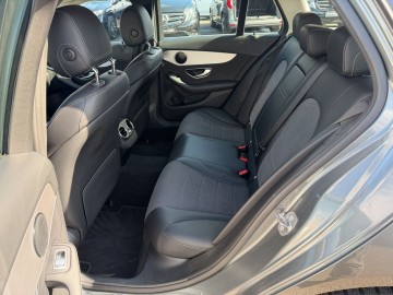 Mercedes-Benz C 300 d 4MATIC T (foto 13)