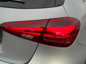 Mercedes-Benz A 200d (foto 12)