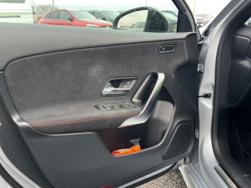 Mercedes-Benz A 200d (foto 21)