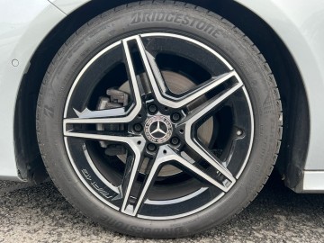 Mercedes-Benz A 200d (foto 25)