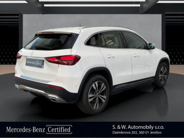 Mercedes-Benz GLA180d (foto 4)