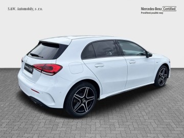 Mercedes-Benz A 250e (foto 4)