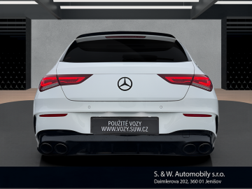 Mercedes-Benz CLA 45 AMG Shooting Brake CLA 45 AMG Shooting Brake (foto 5)