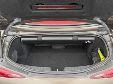 Mercedes-Benz SL 63 AMG (foto 12)