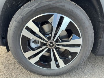 Mercedes-Benz GLB 180 d (foto 25)