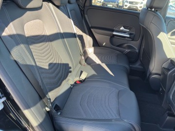 Mercedes-Benz B 200 d Progressive Edition (foto 10)