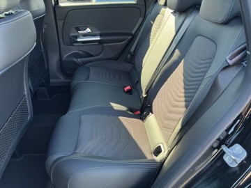 Mercedes-Benz B 200 d Progressive Edition (foto 13)