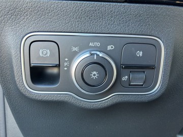 Mercedes-Benz B 200 d Progressive Edition (foto 20)