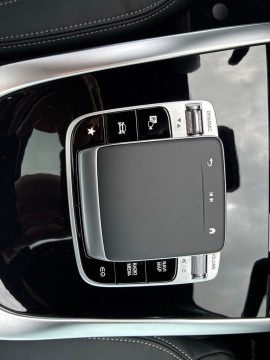 Mercedes-Benz G 580 s technologií EQ (foto 26)