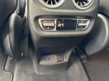 Mercedes-Benz G 580 s technologií EQ (foto 28)