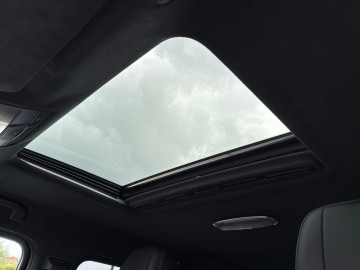 Mercedes-Benz G 580 s technologií EQ (foto 29)