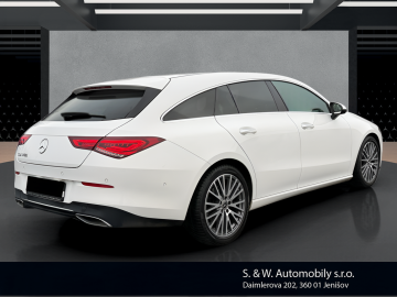 Mercedes-Benz CLA 200 Shooting Brake (foto 4)