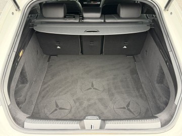 Mercedes-Benz CLA 200 Shooting Brake (foto 11)