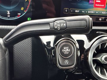 Mercedes-Benz CLA 200 Shooting Brake (foto 19)