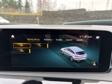 Mercedes-Benz CLA 200 Shooting Brake (foto 30)