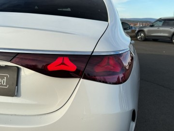 Mercedes-Benz E 220 d 4MATIC (foto 12)