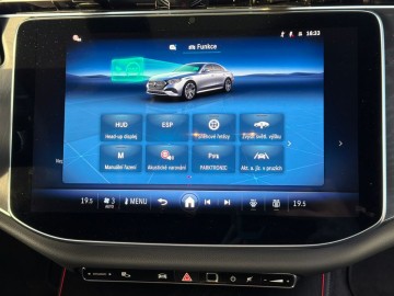 Mercedes-Benz E 220 d 4MATIC (foto 30)