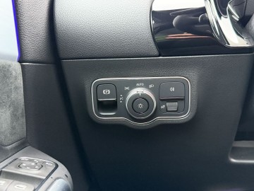 Mercedes-Benz GLA 250e (foto 20)