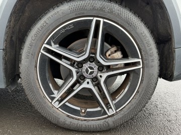 Mercedes-Benz GLA 250e (foto 25)