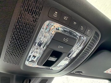 Mercedes-Benz GLA 250e (foto 34)