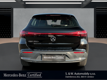 Mercedes-Benz EQA 250+ (foto 5)
