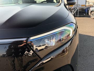 Mercedes-Benz EQA 250+ (foto 8)