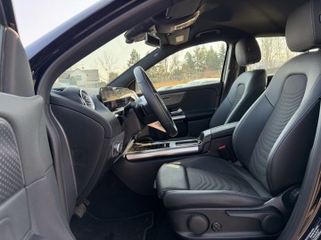 Mercedes-Benz EQA 250+ (foto 14)