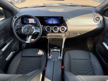 Mercedes-Benz EQA 250+ (foto 15)