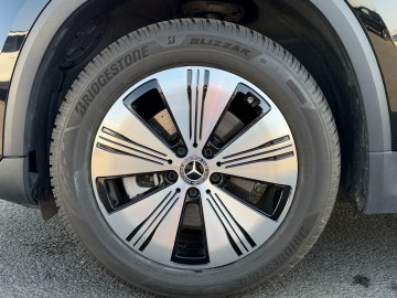 Mercedes-Benz EQA 250+ (foto 25)