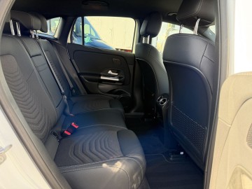 Mercedes-Benz EQA 250+ (foto 14)