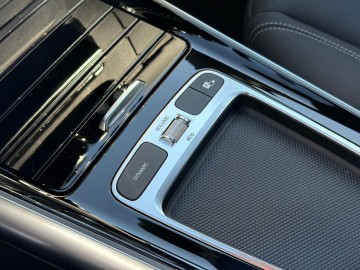 Mercedes-Benz EQA 250+ (foto 27)